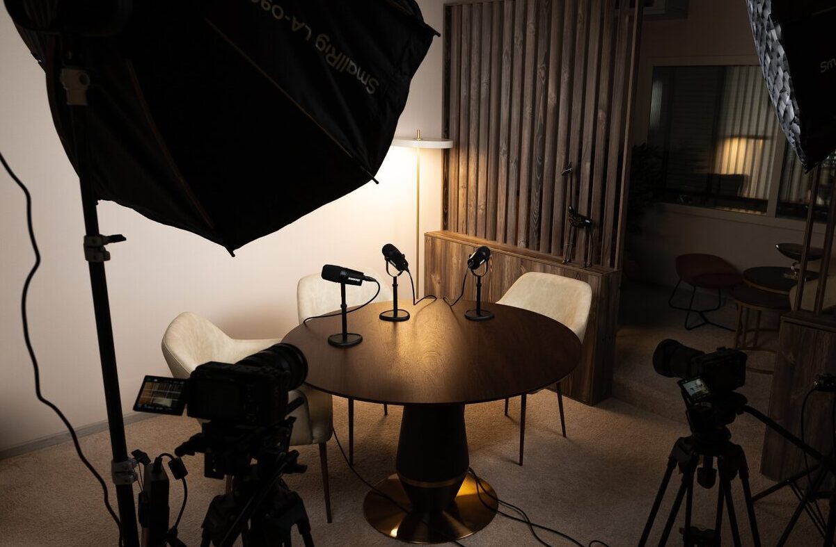 Мікрофон для стриму та мікрофон для подкасту